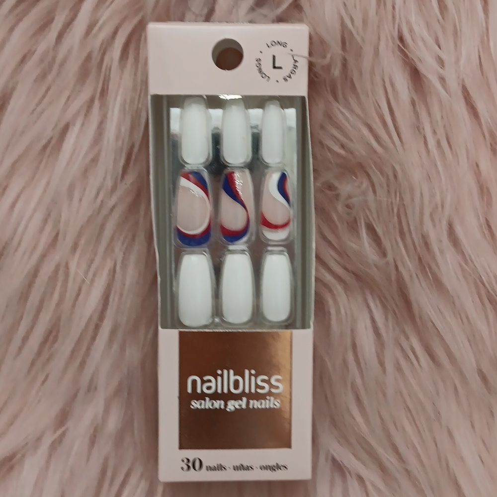 Brand New NAILBLISS SALON GEL NAILS-L